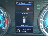 前後にソナーを装備。障害物に近づくと、音と画面でお知らせします。
