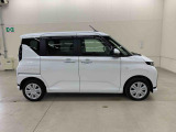 軽自動車、小型車を中心に常時300台展示車を御用意させて頂いております