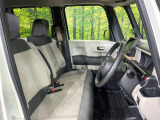 運転席シート廻りは使用感も少なく、良好な状態となっています。丁寧に使われていたことがよくわかりますね。