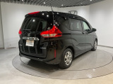 自動車保険・JAFも取り扱っております。また、お客様のご希望で保証延長(有償・一部の車種では取り扱いできません)もご準備しております。
