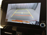 バックガイドモニターで、後方を確認しながら安心して駐車することができます。運転初心者も熟練者も必須の機能ですよ!
