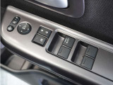◆パワーウィンドウスイッチ◆運転席から全席の窓の開閉操作を行うことが出来いつでも換気ができます!