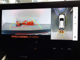 バックガイドモニターを装備しています、車庫入れもラクラクです。パノラミックビューモニターを搭載しています、上からの画像も表示されます。