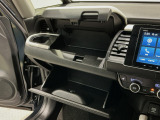 豊富に在庫を取り揃えています!軽自動車からミニバン、セダン、SUV、話題のハイブリッド車など続々入荷しております!