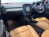 XC40 T4 AWD インスクリプション 4WD 