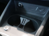 遠方のお客様へのご納車は、陸送会社を使用してお届けしております。操作説明は、動画やメール、お電話にて詳しくご説明させていたきます。またご納車後の調子伺いでも補足説明をいたします。