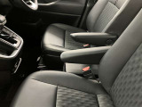 運転席、助手席です。クリーニング済みで綺麗になっております。