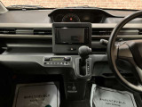 ■POINT■現車を確認するときは、外装だけでなく内装もじっくりご覧ください。