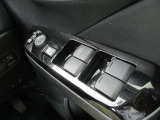 運転席ドアスイッチ