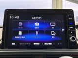 複数の音源が一覧で表示され、聴きたいメディアを画面から選びやすい構成です。項目が見分けやすく、目的の音源へ切り替える際も迷いにくいため、日常の移動中に音楽を楽しめます。