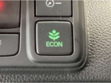 ★ECONスイッチ★ エコドライブを加速しよう!スイッチをONにすると、運転の仕方によるロスを抑え込み燃費をよくするようクルマが頑張ります(*^ー^*)燃費向上にチャレンジ♪