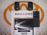 スマートキー&後席モニター用リモコン付。メンテナンスノートあります☆品質評価シート付いてます!トヨタ認定中古車ライト!!