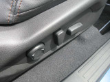 【SUBARU 認定U-Car】SUBARUの認定U-Carは、全車「SUBARUあんしん保証」付。幅広い部品の故障をカバーし、全国のSUBARUディーラーでサービスを受けることができます。