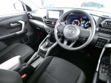 見通しのよいすっきりとした視界で、誰でも運転しやすいです。運転のしやすさは疲れにくさにも繋がりますよ♪
