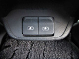 電気式パーキングブレーキを搭載。