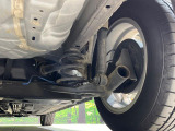 お車を安心してお乗りいただく為には、足回りの定期点検が欠かせません。サービスサポート(有償保証)では無料点検もご提供しており、安心のカーライフをお過ごしいただけるサポート体制が整っています。