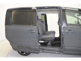 当店は全車『ロングラン保証』付!(1年間、距離無制限 HV車はHV保証付) 別途延長保証もご用意しております♪ ぜひ現車を確認にご来店ください