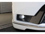 LEDフォグライトを装備。シャープな光と低消費電力でドライブをサポートします。