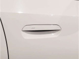 【キドニーグリル】BMWは約90年もの間、ほぼ全ての車両にひと目でBMWだと分かるこの特徴的なフロントグリルが備えられ、デザイン・アイコンとして親しまれてきました。