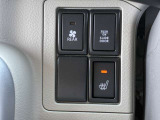運転席にはヒーター付きです。