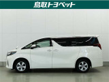 中古車は全く同じというものがなく、1台1台全てコンディションが異なります。同じようなお車でも、整備状況、外内装の状態など様々です。当店では入庫した車輌をコンディションに合わせて徹底的に仕上げています。