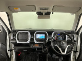 【前方視界】開放的な前方視界!運転がしやすく疲れにくいです♪窓が大きく、見通しがとっても良いおクルマですよ♪