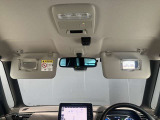 ステアリングスイッチ搭載!ハンドルひとつで手を離さなくても運転中視線をそらさなくても操作が出来て便利です♪