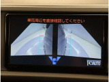 スマートキー付きです。スマートキーとは鍵を車に差し込まなくても、ドアノブを触ったりするだけで、ドアロックを解錠できます。これが凄く便利なんですよ。