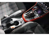 この度は数ある中から弊社認定中古車をご覧いただき誠にありがとうございます。スペースの都合上、店舗で展示していない場合がございますの事前にお問い合わせくださいませ。