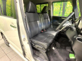 運転席シート廻りは使用感も少なく、良好な状態となっています。丁寧に使われていたことがよくわかりますね。