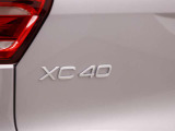 XC40エンブレム