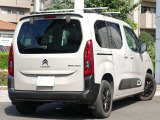 ご遠方のお客様への販売実績も積重ねて参りました。一度も現車をご覧いただけなくても安心してご検討頂けるために、『テレビ電話』でのご対応や内装画像を添付など実施しております。