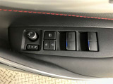 パワーウィンドウスイッチです。 電動格納ドアミラーはAUTO付きです。