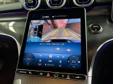バックカメラにより駐車時の後方確認も楽にできます。