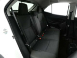 ゆとりある広々とした車内空間は、ドライブを始め買い物やレジャーなど、幅広く活躍します。一人でもみんなとでもお出かけを楽しみましょう!