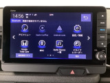 Honda CONEECT対応で、更に便利が広がったナビディスプレーです♪また、フルセグTVの他にDVD/CDプレーヤーを装備♪もちろんFM/AMラジオもお聞きいただけますよ♪