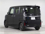 色々なお店で販売しているHonda車ですが、アフターサービスも全てお任せ頂けるのは「HondaCars正規販売店」だけ!ご納車後もお住まいの地域の販売店にて アフターサービスをお任せいただけます。
