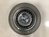 当社にてデモ走行時に装着していたワンシーズン使用の中古スタットレスタイヤ+ホイール4本セットを用意致しました。(2025年製、タイヤ+ホイールは現状渡し、保証対象外です)