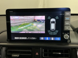 ガイドライン付きバックモニターで車庫入れも安心。知らない道でも安心して楽しくお出かけができます