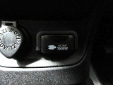 アクセサリーコンセント(AC100V・1500W)を設置しております!AC100Vで消費電力の合計が1500W以下の電気製品の使用が可能になり、アウトドアや災害時に重宝します♪