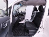 お車を購入される際はご不明な点や不安な点もあるかと思いますが、困ったらお気軽にご相談下さい! 0566-71-1630 までお電話頂ければ当店のスタッフがじっくりお話を聞かせて頂きます!