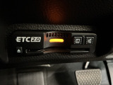 【ETC車載器】もはや必須アイテムのETCを搭載!高速道路のご利用時にとても便利!わずらわしい料金所での現金支払いが不要となりスムーズに通過できます♪