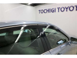 サイドバイザー装着車☆雨の日などついてると助かります。