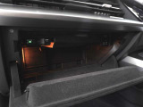 ご納車前に行います点検100項目におきまして、専用のテスターやツールを用いて細かな診断を行います。