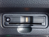 ■【ETC車載器】が装備されています。セットアップをしてお渡しとなり、ETCカードを差し込むだけで高速道路の利用が可能です。