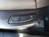 運転席シートメモリー機能を搭載。登録したポジションを呼び出せるため、ご家族での共用時にも便利な装備です。