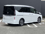 セレナ 2.0 ハイウェイスターV 