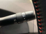 ライトスイッチです。「AUTO」にすると外の明るさに応じてスモールライト・ヘッドライトが自動でON・OFFします。夕暮れ時や屋内駐車場、トンネルなどに便利です。フォグランプもON・OFFできます。