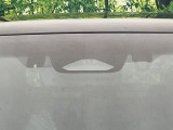 【トヨタセーフティセンス】走行中に前方の車両等を認識し、衝突しそうな時は警報とブレーキで衝突回避と被害軽減をアシスト。より安全にドライブをお楽しみいただけます。