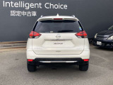 プライバシ-ガラスが装備されています。外を見るときは気にならずに、後方車両から車内が見えにくい設計です。